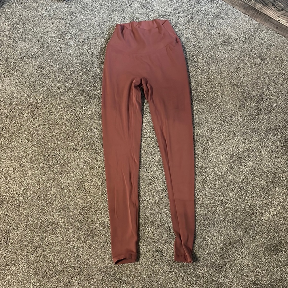 COPY - Paragon High Rise Naked Leggings Size Small in Juneberry